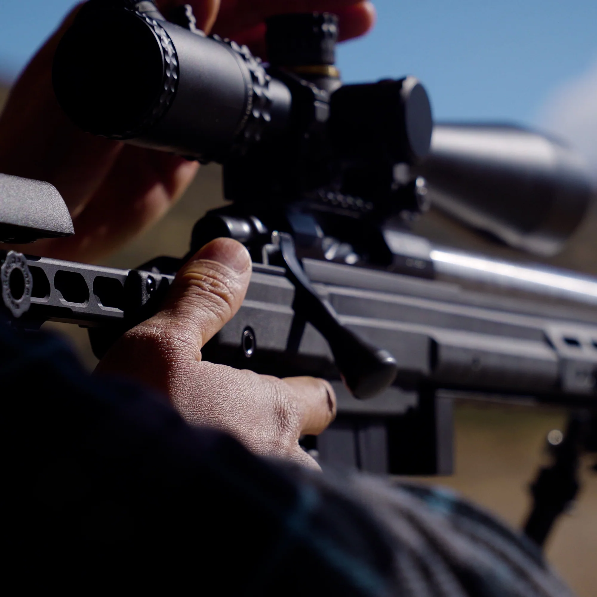 Hi-Lux Top Angle 7X-30X MOA Rifle Scope - Image 6