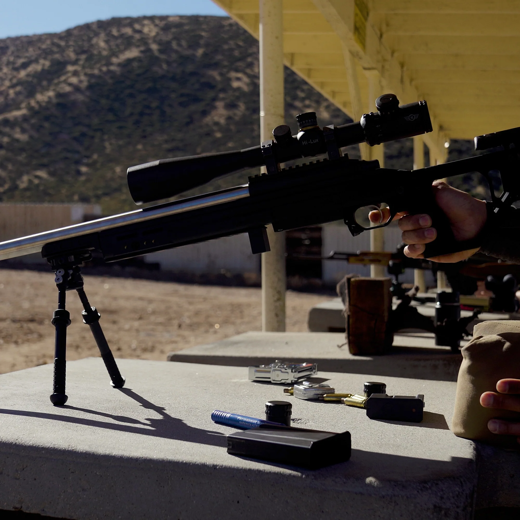 Hi-Lux Top Angle 7X-30X MOA Rifle Scope - Image 7